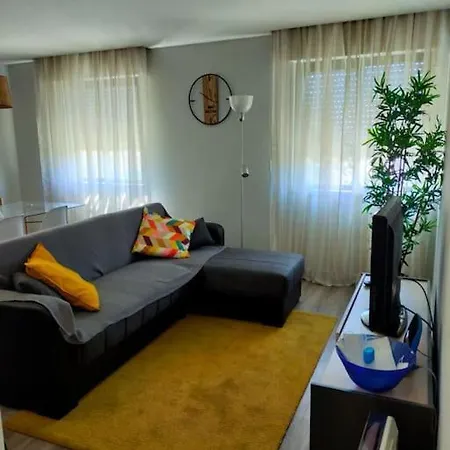 Eucalipto Apartment *